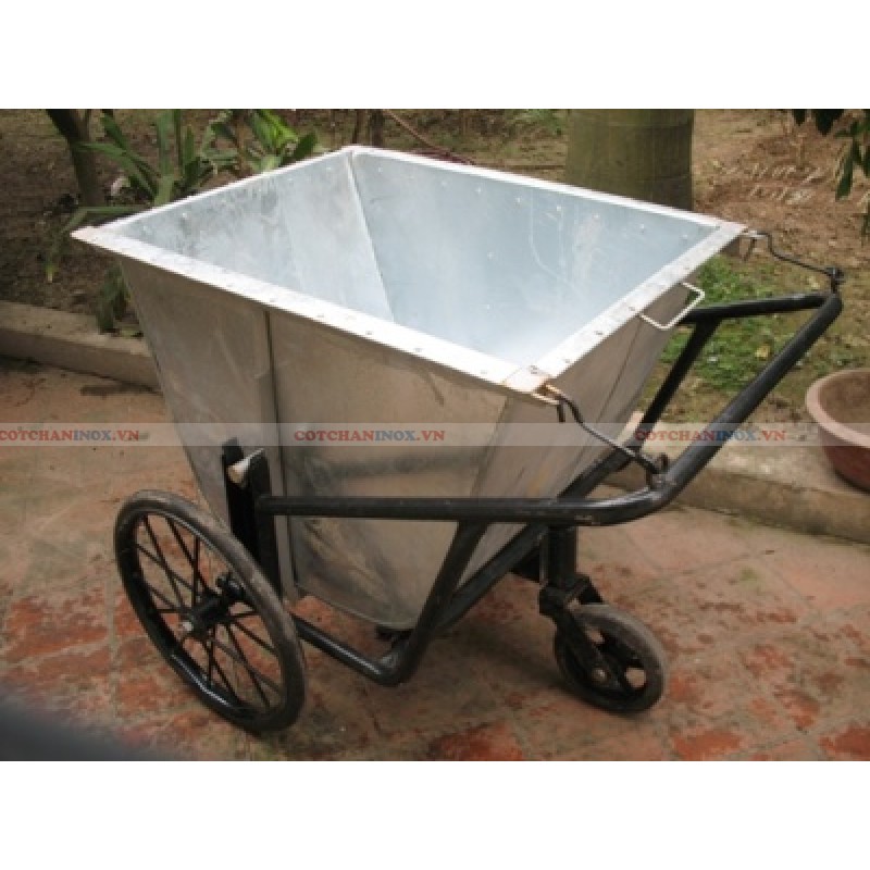 xe thu gom rác bằng tôn